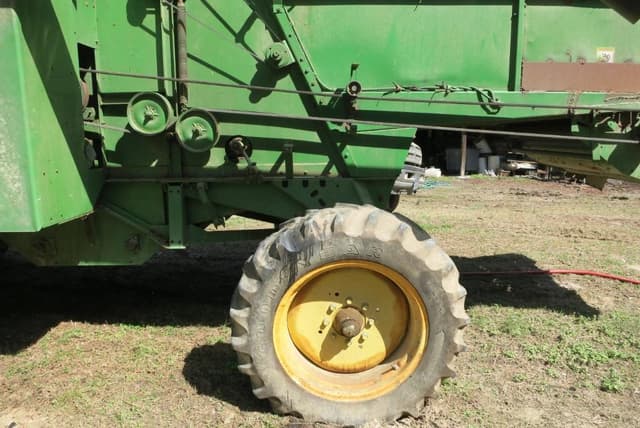 Image of John Deere 4435 equipment image 4