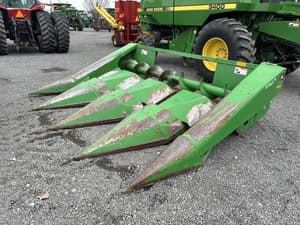 John Deere 444 Image