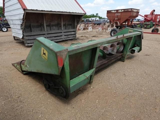 Image of John Deere 444 equipment image 2
