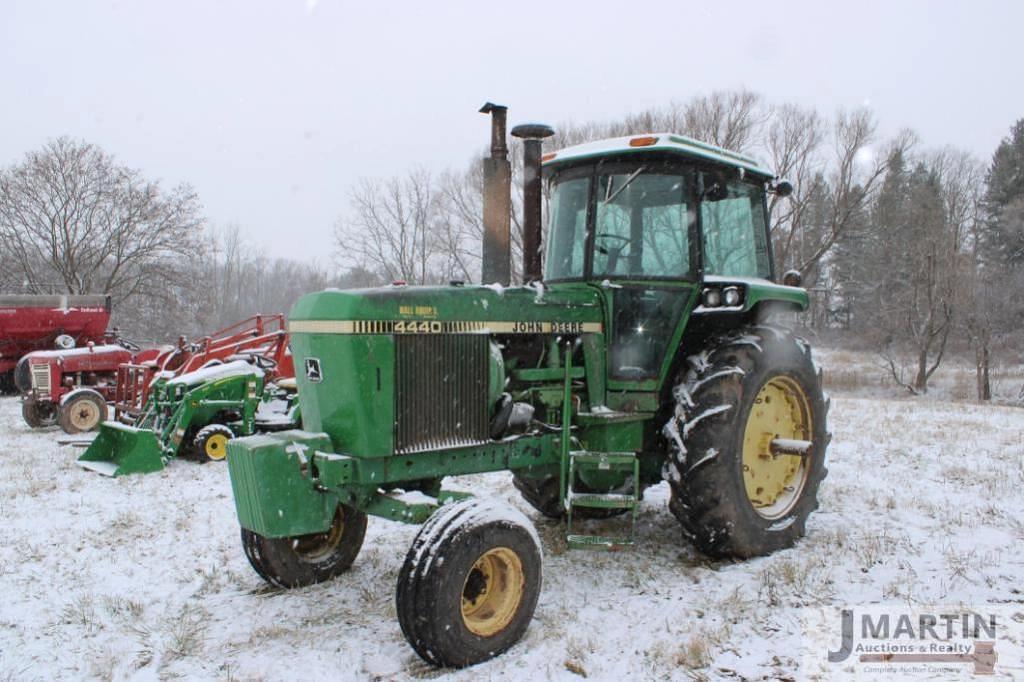 Image of John Deere 4440 Primary image