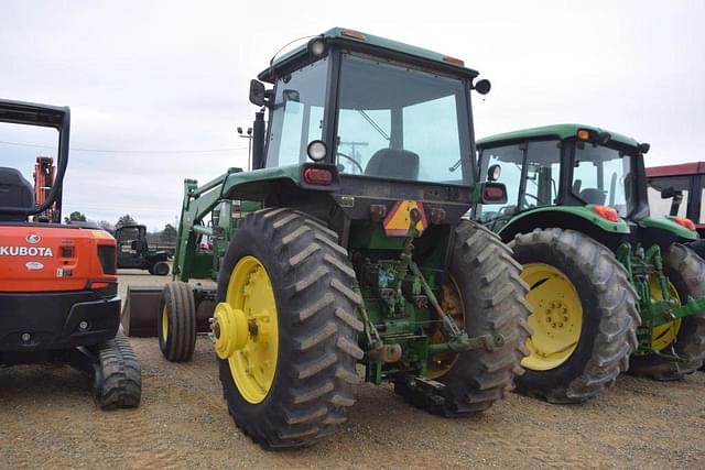 Image of John Deere 4440 equipment image 1