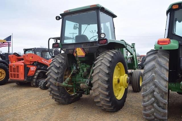 Image of John Deere 4440 equipment image 2