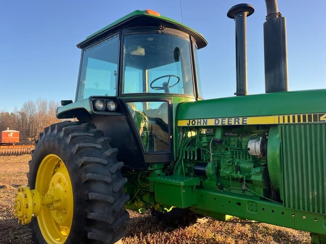 Image of John Deere 4440 equipment image 3