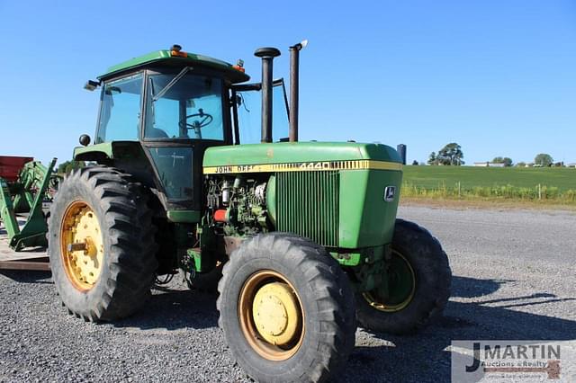 Image of John Deere 4440 equipment image 1