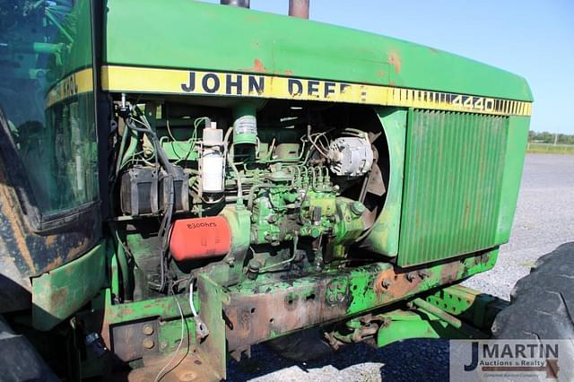 Image of John Deere 4440 equipment image 4