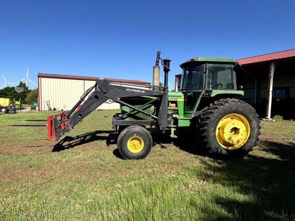 Image of John Deere 4440 Primary image