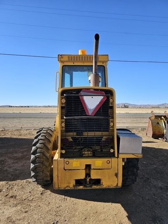 Image of John Deere 444C equipment image 4