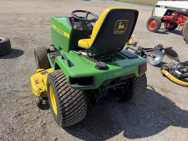 Image of John Deere 445 equipment image 4