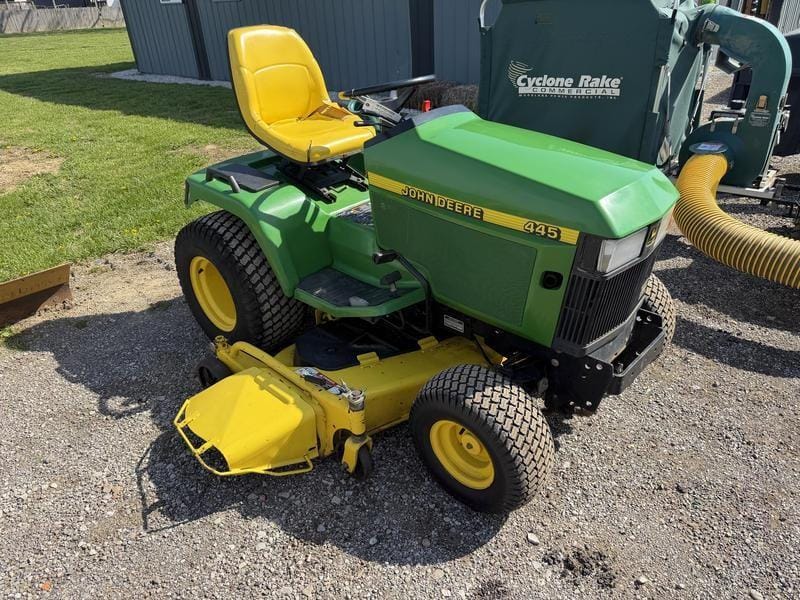 John Deere 445 Equipment Image0