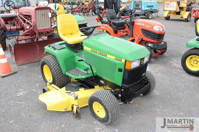 Image of John Deere 445 equipment image 1