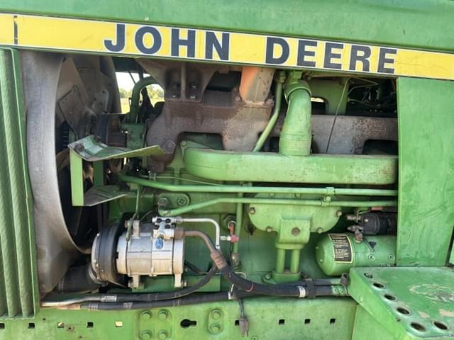 Image of John Deere 4450 equipment image 4