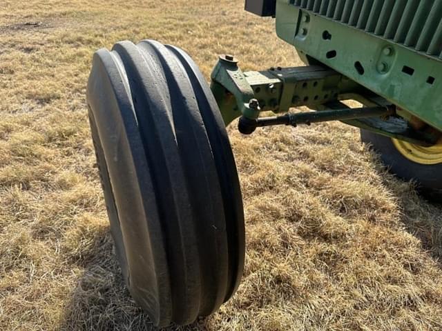 Image of John Deere 4450 equipment image 3