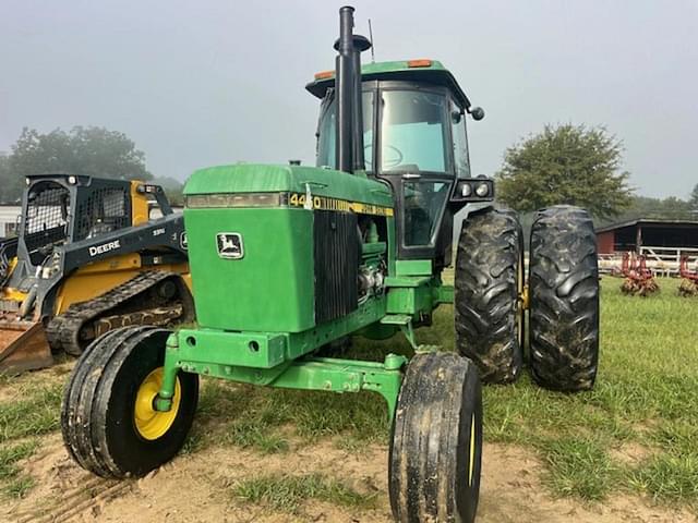 Image of John Deere 4450 equipment image 1