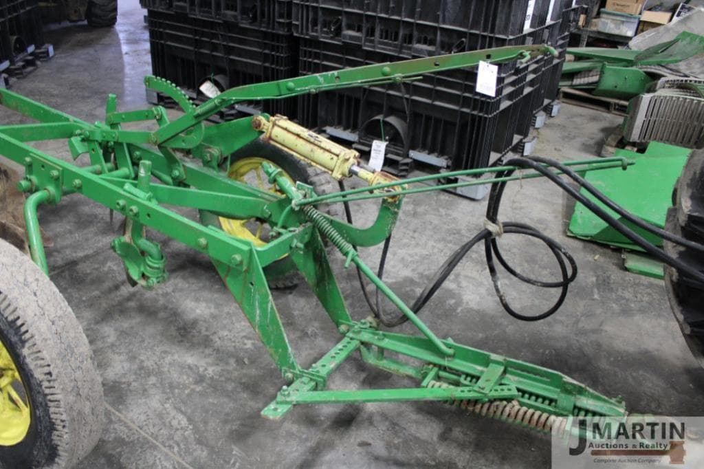 Image of John Deere 44H Primary image