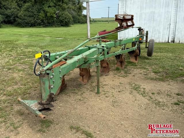 Image of John Deere 450 equipment image 2