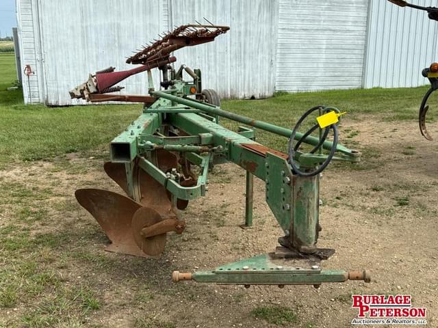 Image of John Deere 450 equipment image 1