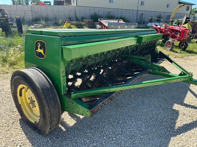 Image of John Deere 450 equipment image 3