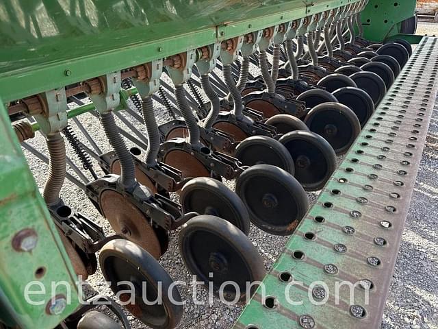 Image of John Deere 450 equipment image 4