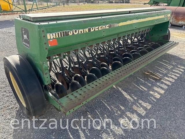 Image of John Deere 450 equipment image 3