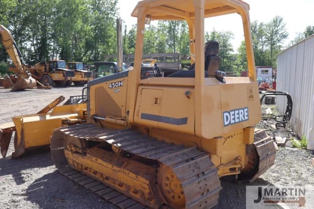 Image of John Deere 450H LGP equipment image 2