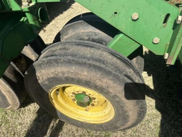 Image of John Deere 455 equipment image 3