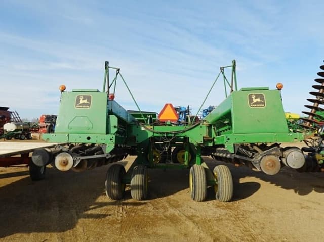 Image of John Deere 455 equipment image 2