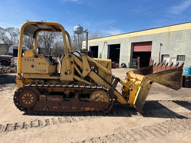 Image of John Deere 455E equipment image 4