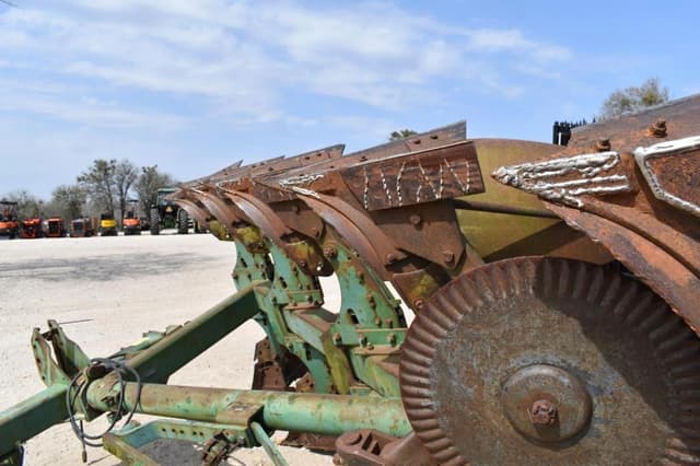 Image of John Deere 4600 equipment image 4