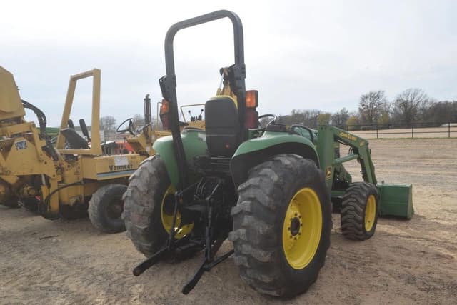 Image of John Deere 4610 equipment image 2