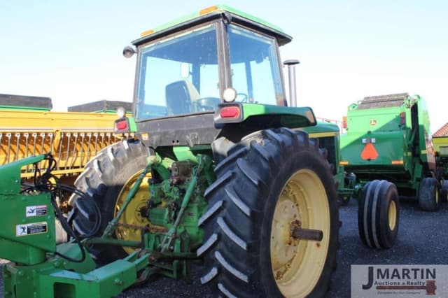 Image of John Deere 4630 equipment image 2