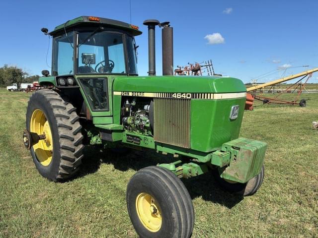 Image of John Deere 4640 equipment image 1