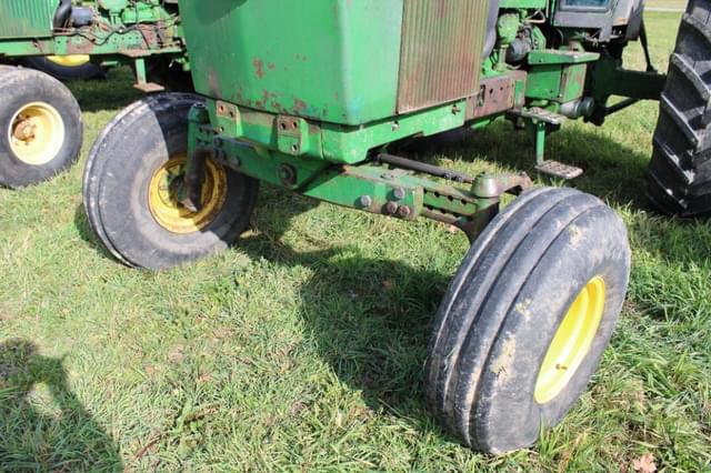 Image of John Deere 4640 equipment image 4