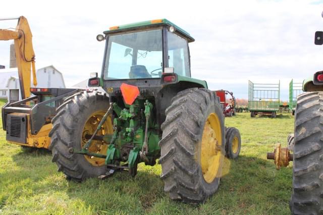 Image of John Deere 4640 equipment image 2