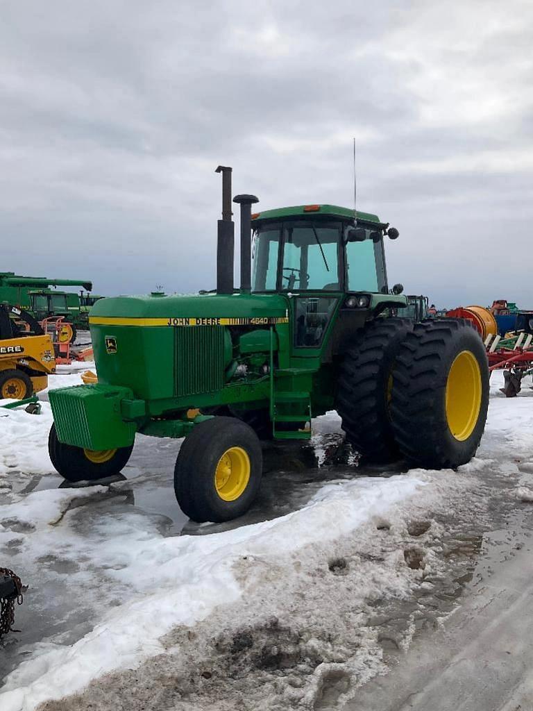 Image of John Deere 4640 Primary image