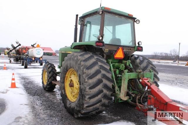 Image of John Deere 4640 equipment image 3