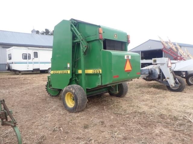 Image of John Deere 466 equipment image 4