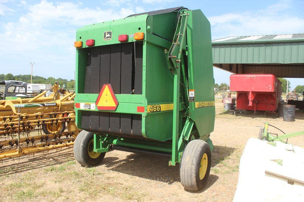 Image of John Deere 466 Image 1
