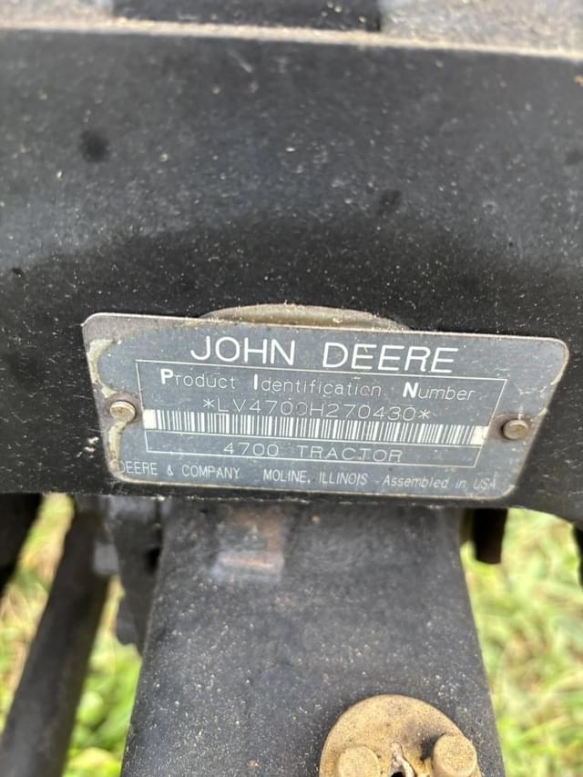 Image of John Deere 4700 equipment image 4