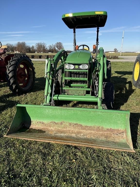 Image of John Deere 4720 equipment image 1