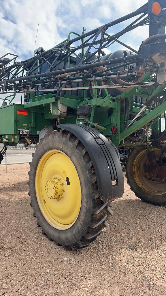 Image of John Deere 4720 equipment image 4