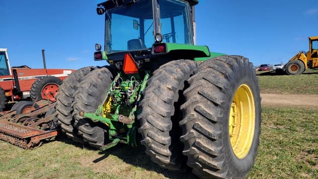 Image of John Deere 4840 equipment image 2