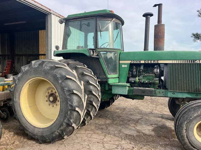 Image of John Deere 4840 equipment image 2