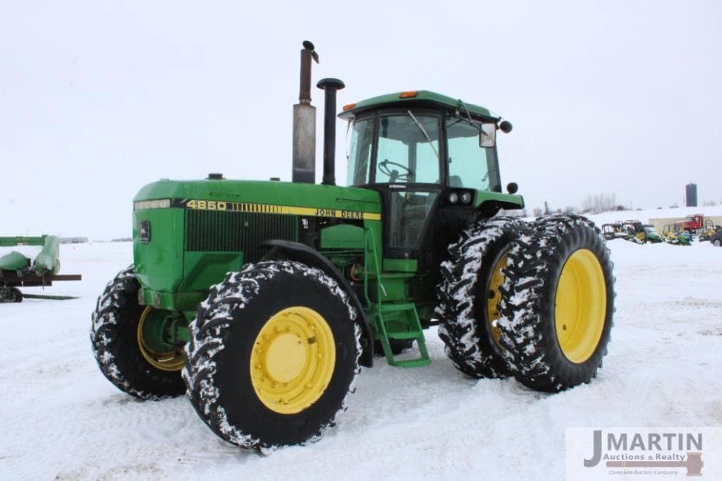 Image of John Deere 4850 Primary image