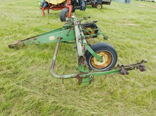 Image of John Deere 494 equipment image 2