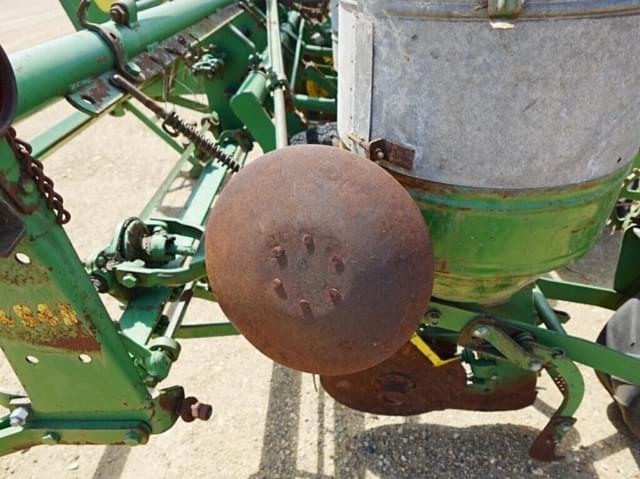 Image of John Deere 494A equipment image 4