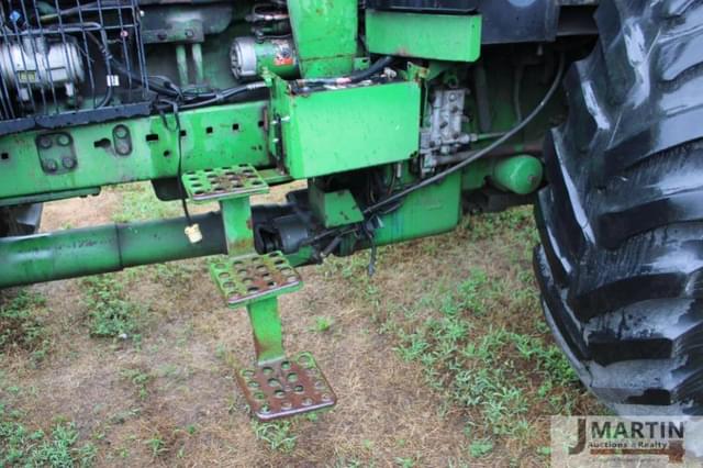 Image of John Deere 4955 equipment image 4