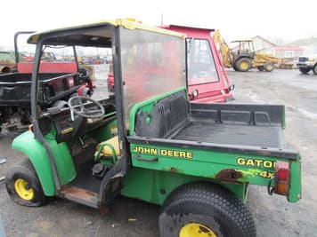 Main image John Deere Gator 4X2