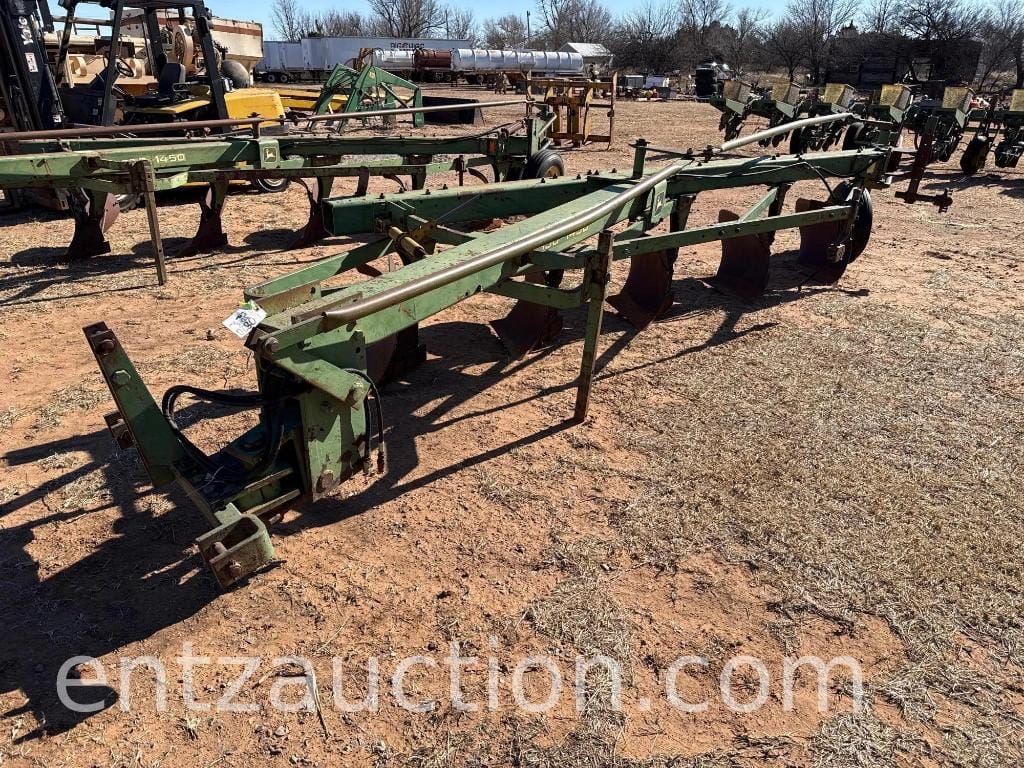 John Deere 1350-1450 Equipment Image0