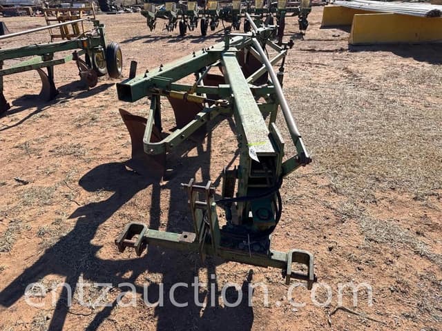 Image of John Deere 1350-1450 equipment image 1