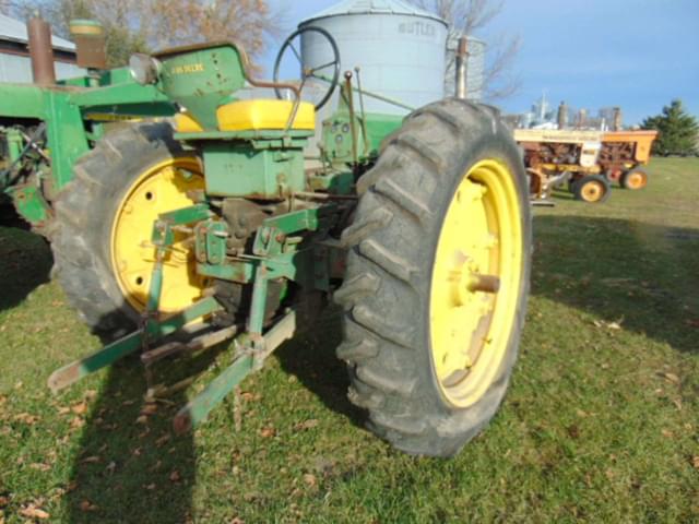 Image of John Deere 50 equipment image 4